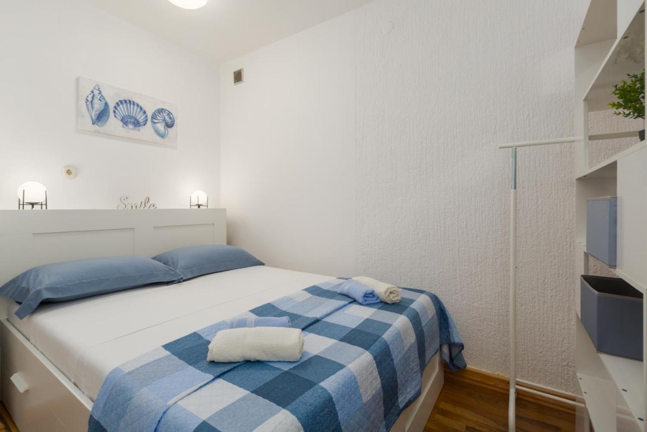 Family Apartment Romina Vrsar Bagian luar foto