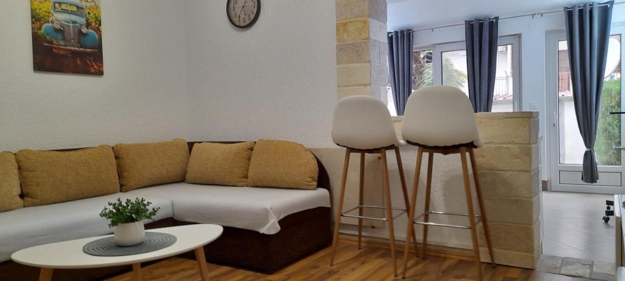 Family Apartment Romina Vrsar Bagian luar foto