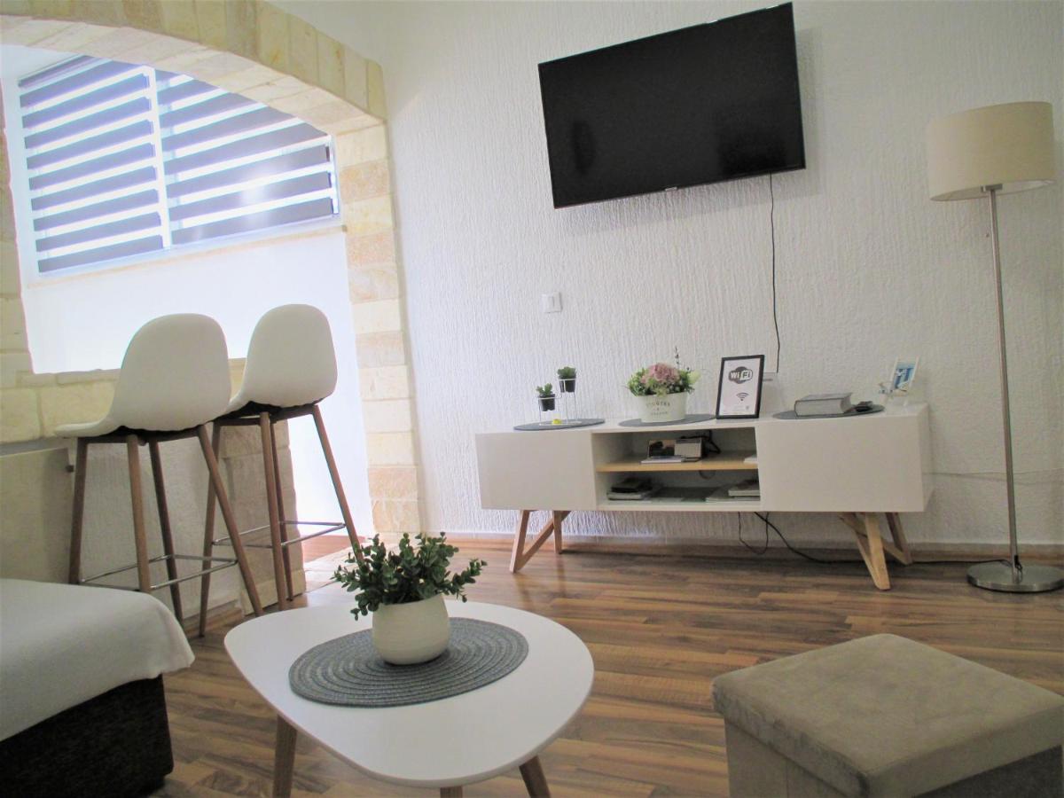 Family Apartment Romina Vrsar Bagian luar foto