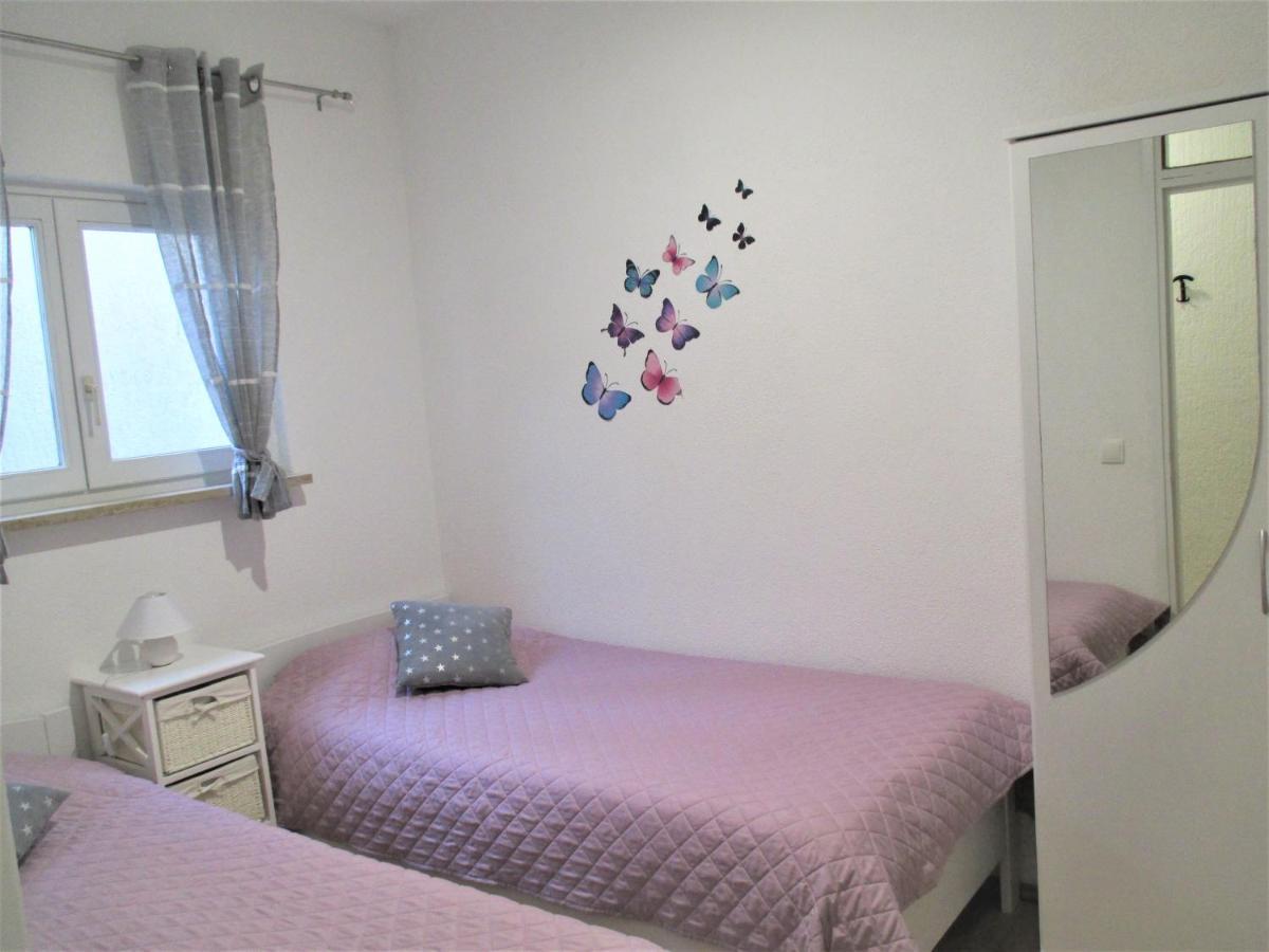 Family Apartment Romina Vrsar Bagian luar foto